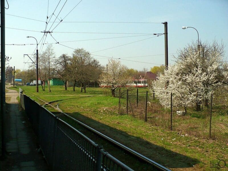 Tramwaj do Ozorkowa: Wyremontują… 30 metrów torów