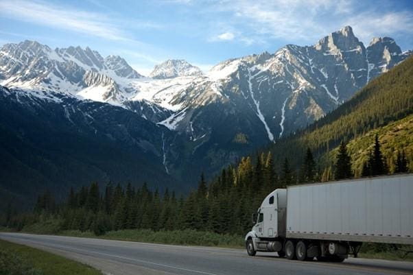 Transport międzynarodowy – co składa się na wycenę przewozu towarów?